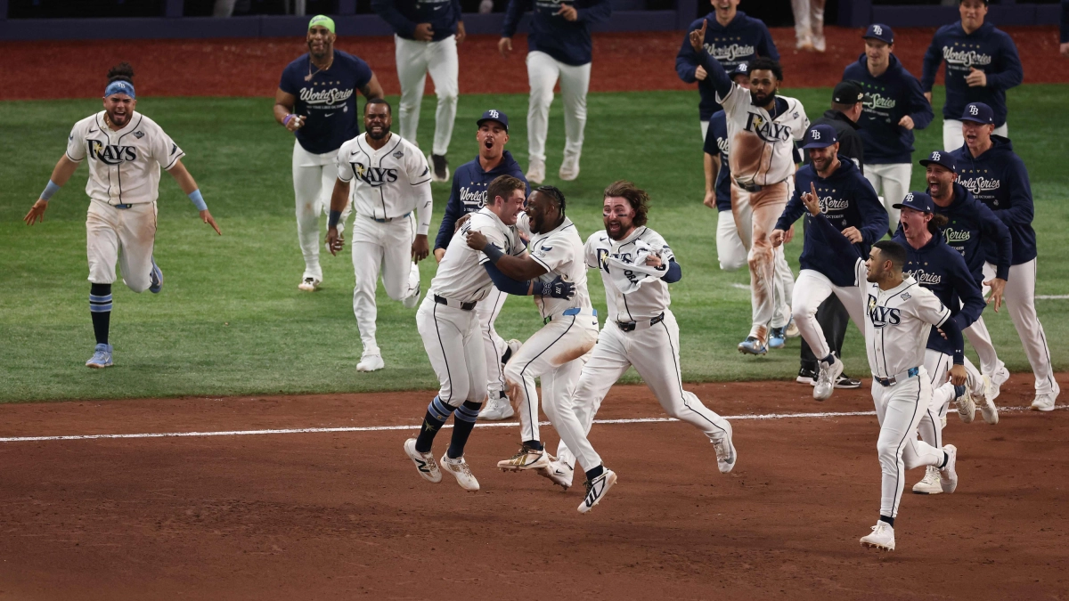Los Rays evitaron la barrida en la Serie Mundial con una épica remontada contra Cerveceros en extra innings